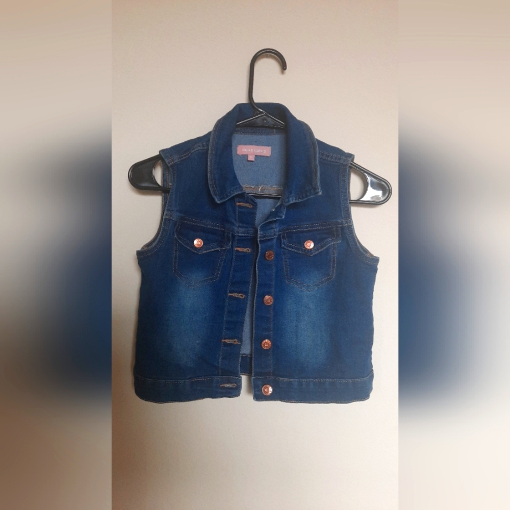 Jacket sleeveless Jean for girl size 10 BCBG